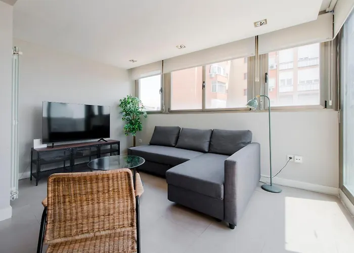 Smart Penthouse en Adrian Pulido con Parking